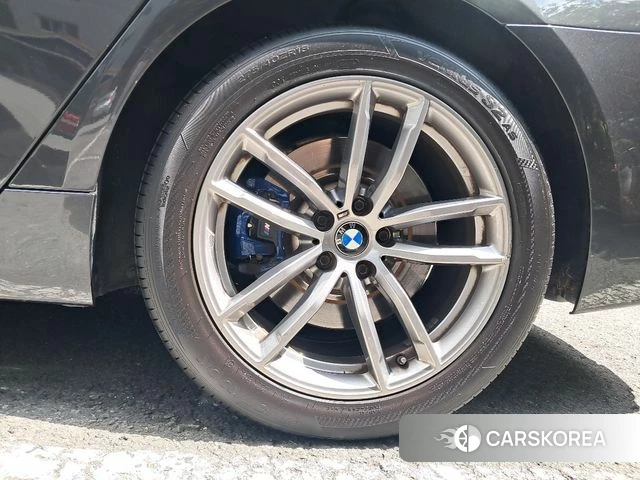BMW 5 Series (G30) 2018 Серый из Кореи, фото 6