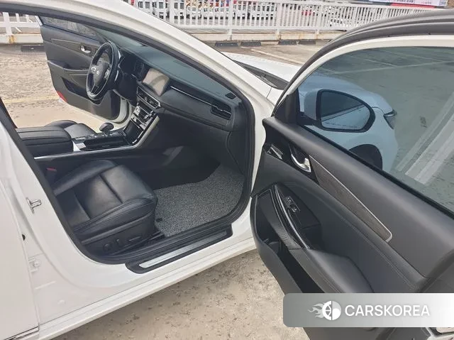 Kia K7 Premier 2019 Черный из Кореи, фото 6