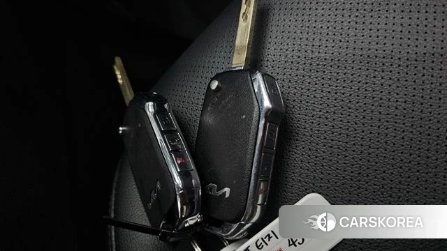 Kia Sportage 5th Generation 2023 Белый из Кореи, фото 6