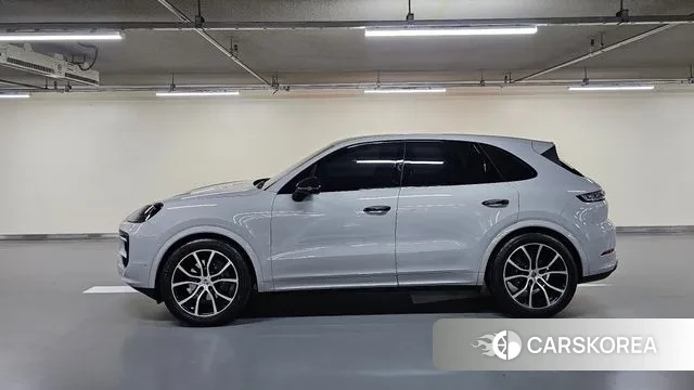 Porsche Cayenne (PO536) 2023 Серебристо-серый из Кореи, фото 6