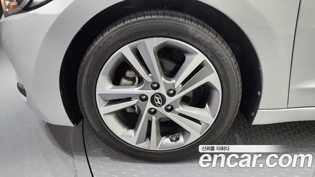 Hyundai Avante AD id 2684371 из Кореи 6