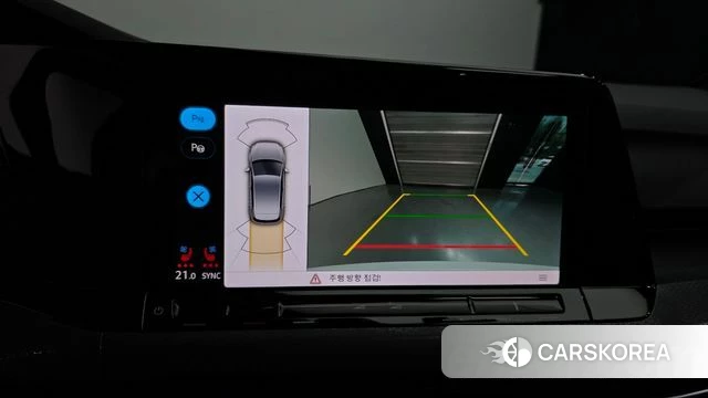 Volkswagen Golf 8th Generation 2024 Белый из Кореи, фото 6