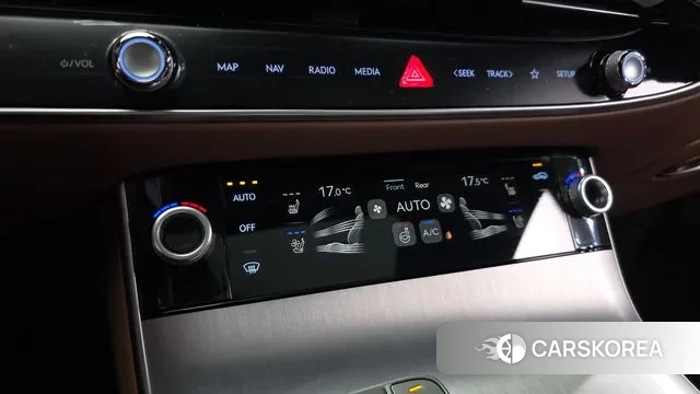 Genesis GV70 2024 Черный из Кореи, фото 6