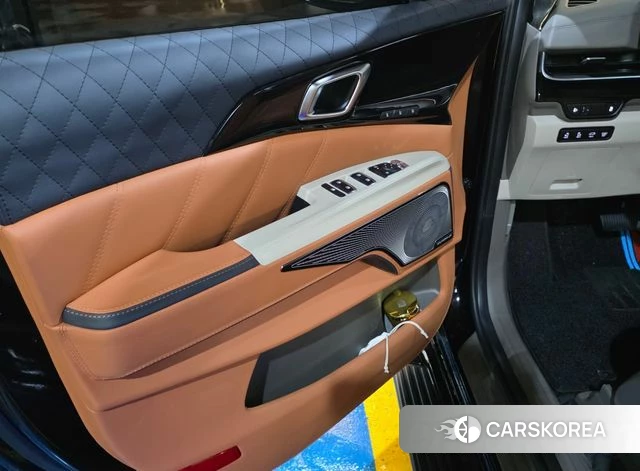 Kia The New Carnival 4th Generation 2025 Черный из Кореи, фото 6