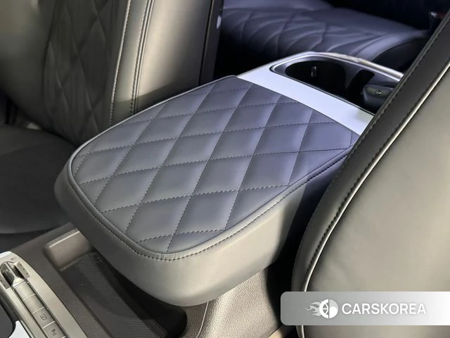 Kia The New Carnival 4th Generation 2025 Белый из Кореи, фото 6