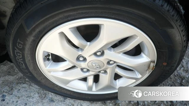 Hyundai Venue 2019 Белый из Кореи, фото 6