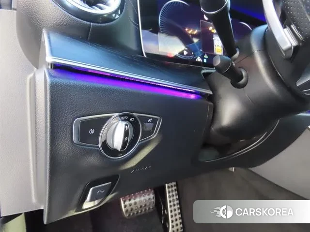 Mercedes-Benz E-Class W213 2020 Черный из Кореи, фото 6