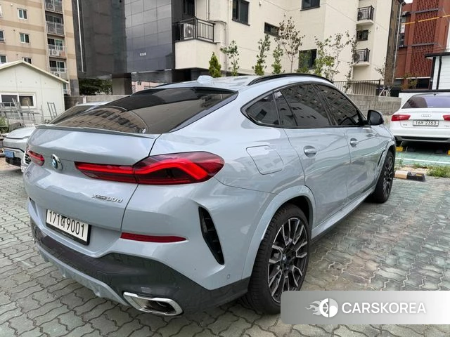 BMW X6 (G06) 2025 Небесно-голубой из Кореи, фото 6