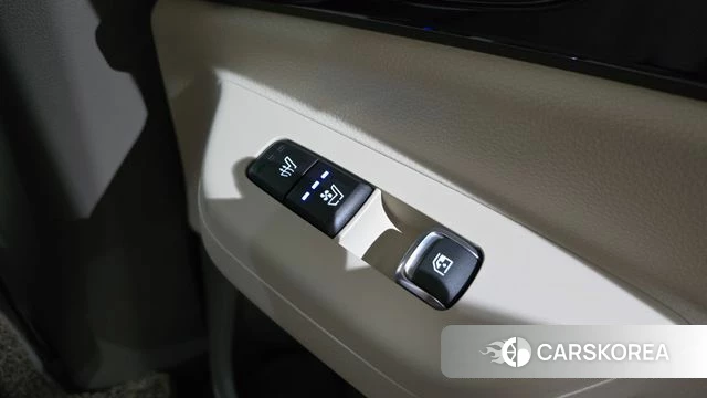 Kia The New Carnival 4th Generation 2025 Белый из Кореи, фото 6