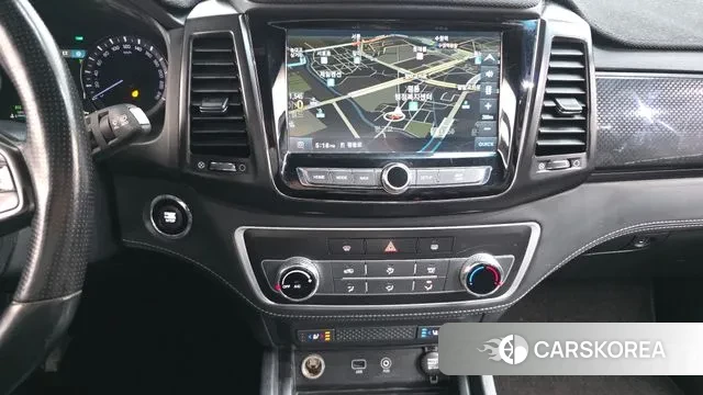 Ssangyong Rexton Sports Cannes 2019 Красный из Кореи, фото 6