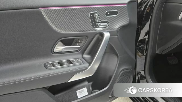 Mercedes-Benz A-Class W177 2024 Черный из Кореи, фото 6