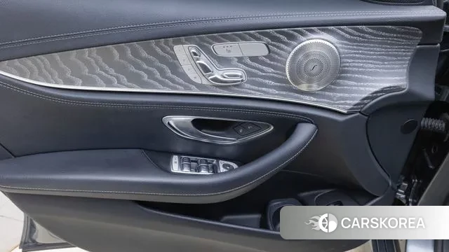 Mercedes-Benz E-Class W213 2021 Серый из Кореи, фото 6