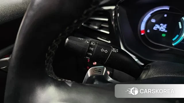 Kia Niro Plus 2022 Белый из Кореи, фото 6