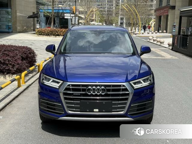 Audi Q5L 2019 Синий из Китая, фото 6