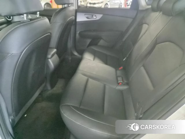 Kia The New K3 2nd generation 2022 Жемчужный цвет из Кореи, фото 6