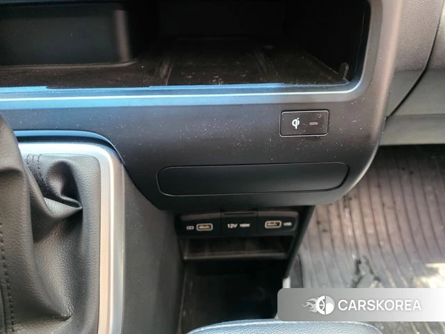 Hyundai Staria 2022 Черный из Кореи, фото 6