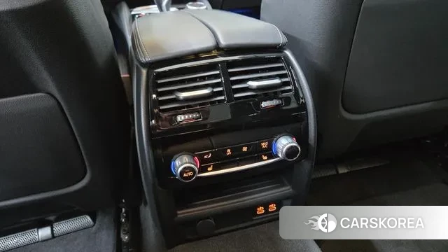 BMW 5 Series (G30) 2023 Черный из Кореи, фото 6