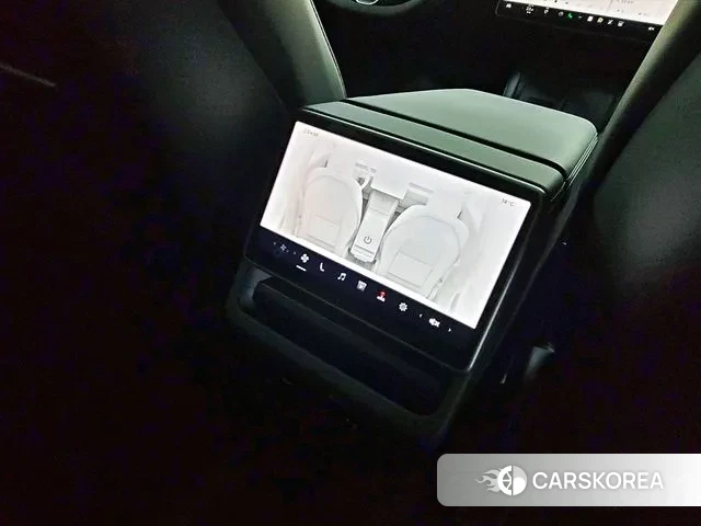 Tesla Model 3 2024 Красный из Кореи, фото 6