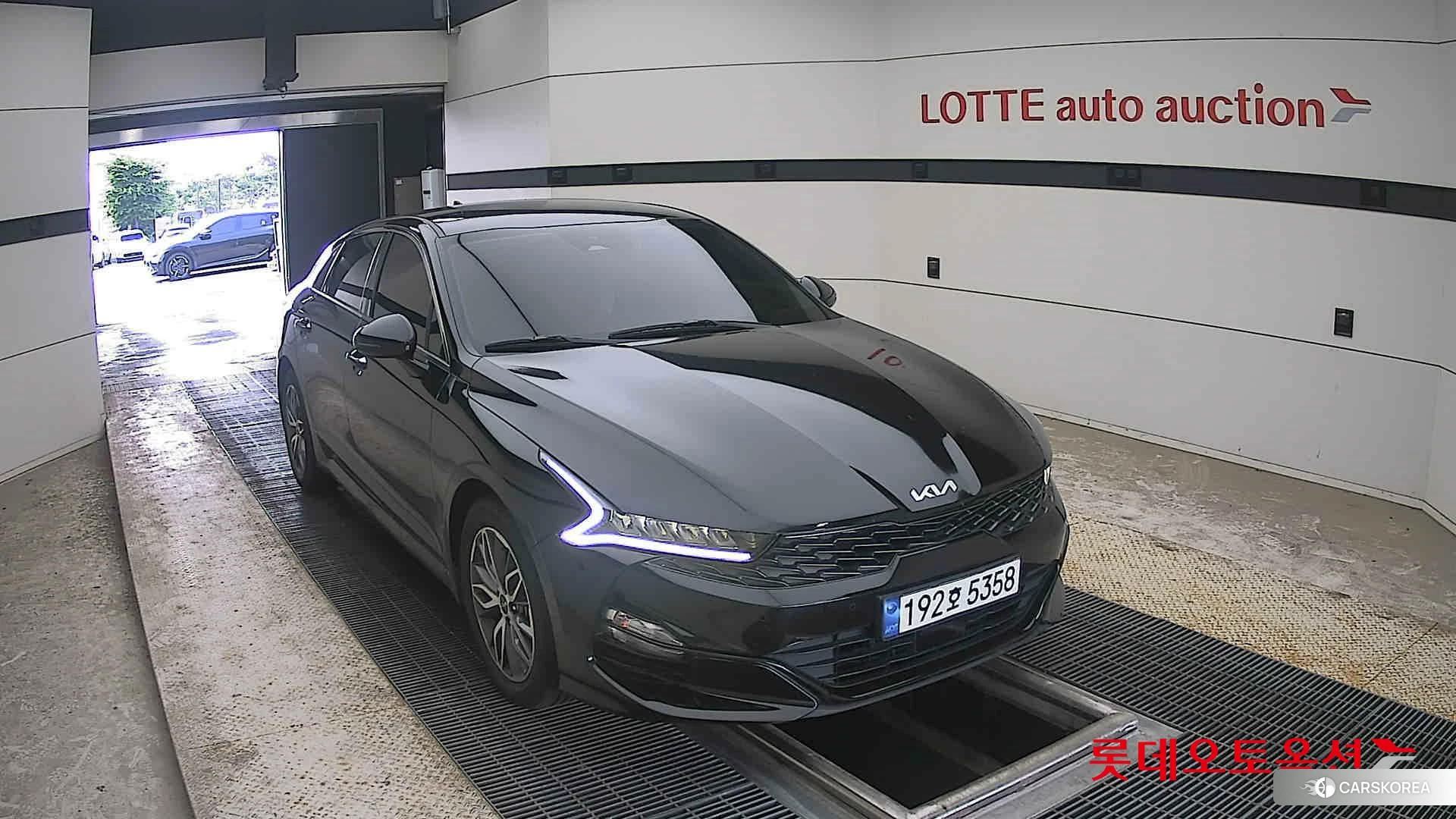 Kia K5 2023 Aurora Black Pearl из Кореи, фото 6