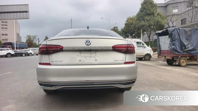 Volkswagen Passat 2020 Серебристо-серый из Китая, фото 6