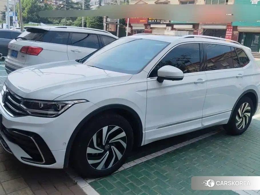 Volkswagen Tiguan L 2024 Белый из Китая, фото 6