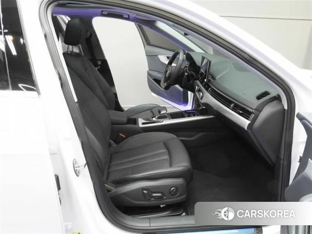 Audi A4 (B9) 2023 Белый из Кореи, фото 6