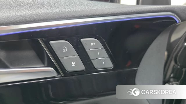 Audi A4 (B9) 2021 Черный из Кореи, фото 6