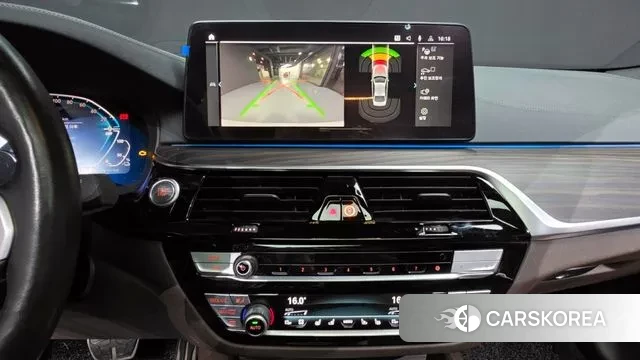 BMW 5 Series (G30) 2020 Белый из Кореи, фото 6