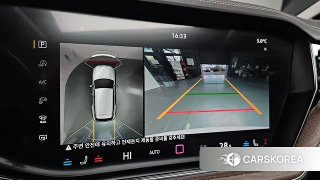 Volkswagen Touareg 3rd generation 2024 Белый из Кореи, фото 6