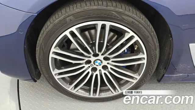 BMW 5 Series (G30) id 2673338 из Кореи 6