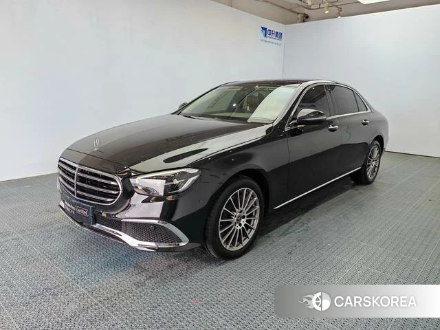 Mercedes-Benz E-class 2023 Черный из Китая, фото 6