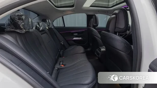 Mercedes-Benz E-Class W214 2024 Белый из Кореи, фото 6