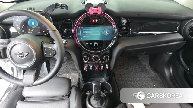 Mini Cooper 2023 Белый из Кореи, фото 6
