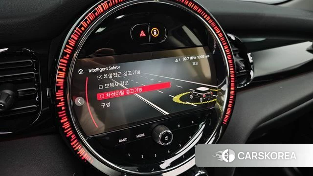 Mini Cooper 2023 Серебряный из Кореи, фото 6