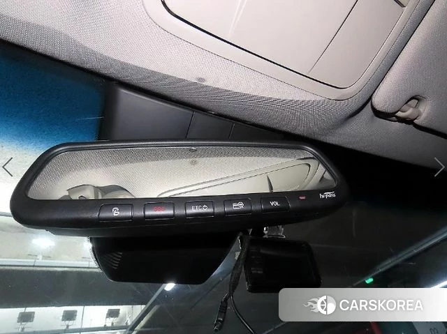 Hyundai Santa Fe TM 2018 Серебристо-серый из Кореи, фото 6