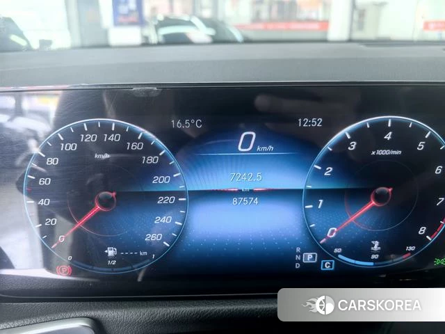 Mercedes-Benz GLB 2022 Белый из Китая, фото 6