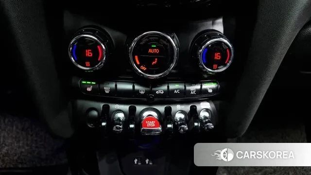 Mini Cooper 2019 Белый из Кореи, фото 6