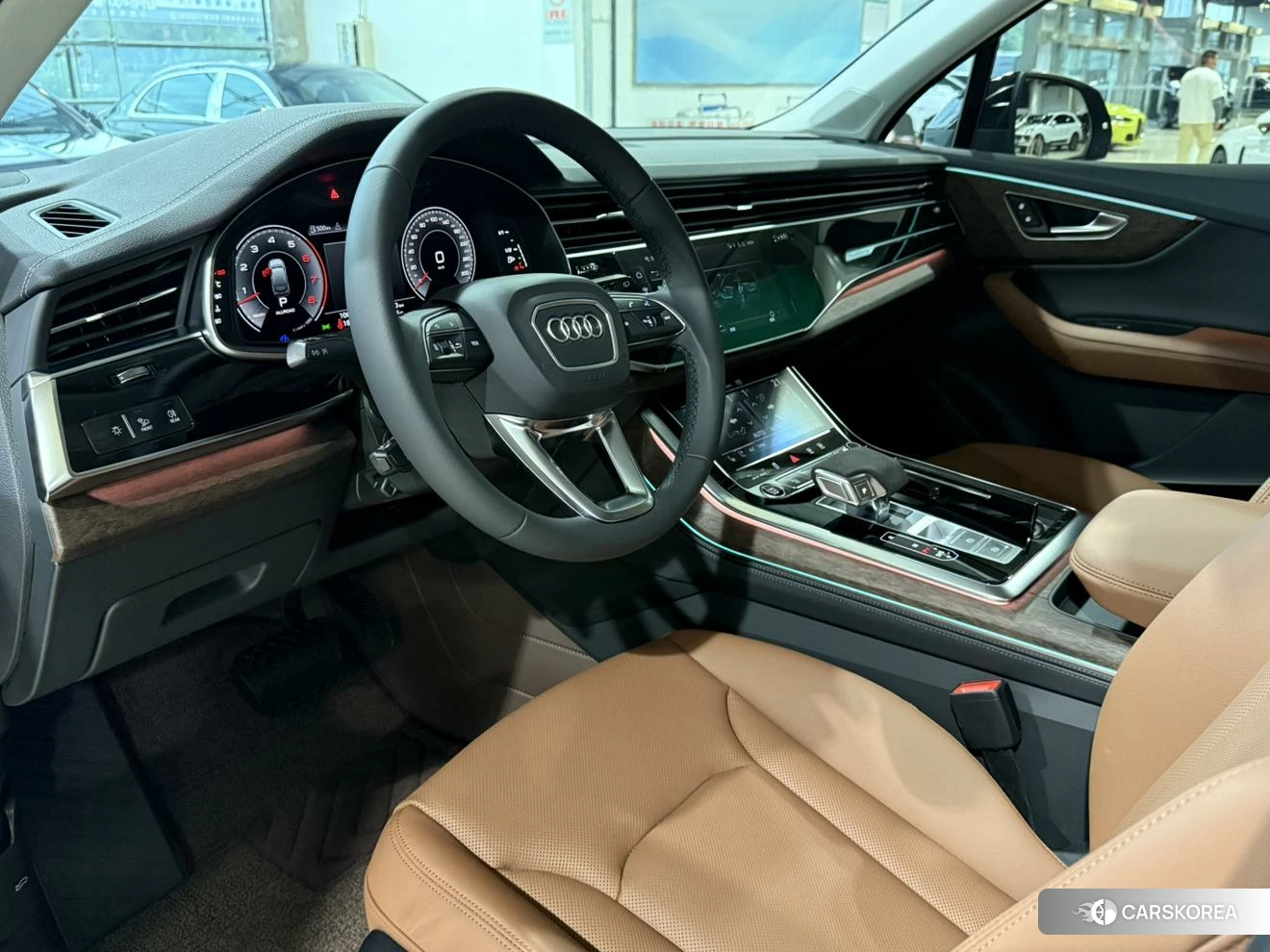 Audi Q7 2022 Черный из Китая, фото 6