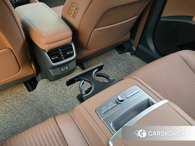 Hyundai Grandeur Hybrid (GN7) 2023 Черный из Кореи, фото 6