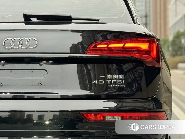 Audi Q5L 2023 Черный из Китая, фото 6