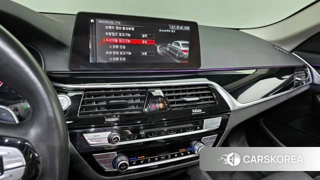 BMW 5 Series (G30) 2019 Белый из Кореи, фото 6