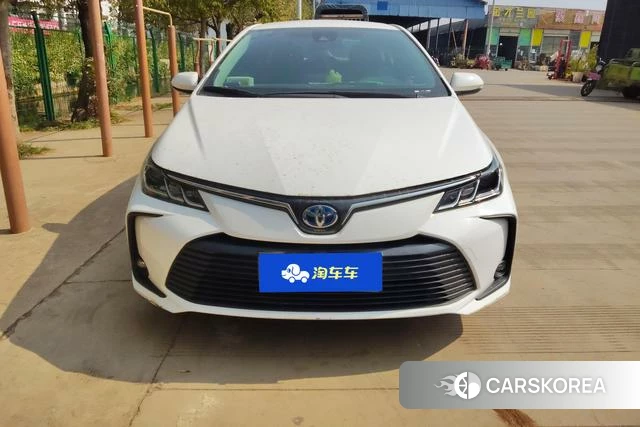 Toyota Corolla 2022 Белый из Китая, фото 6