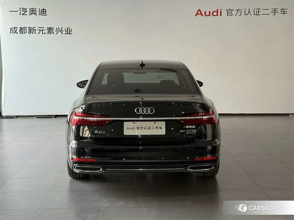 Audi A6L 2021 Черный из Китая, фото 6