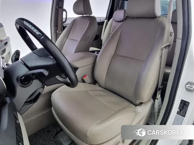 Kia The New Carnival 2018 Белый из Кореи, фото 6