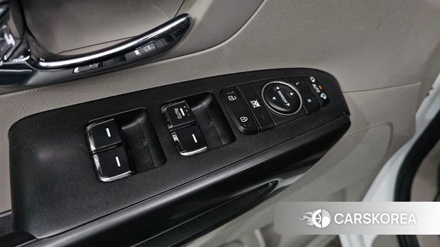 Kia The New Carnival 2018 Белый из Кореи, фото 6