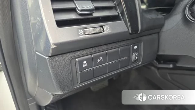 Ssangyong The New Rexton Sports Cannes 2021 Белый из Кореи, фото 6