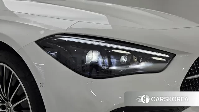 Mercedes-Benz CLE-Class C236 2025 Белый из Кореи, фото 6