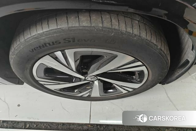 Volkswagen ID.6 CROZZ 2021 Темно-серый из Китая, фото 6