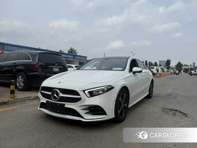 Mercedes-Benz Class A 2023 Белый из Китая, фото 6