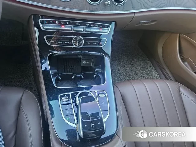 Mercedes-Benz E-Class W213 2019 Белый из Кореи, фото 6